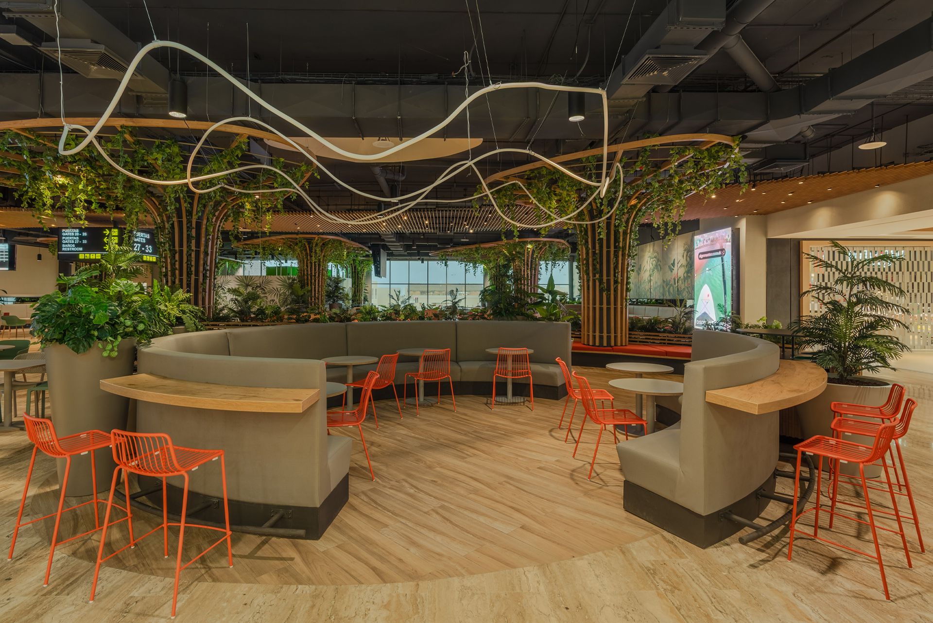 Proyecto Discorp | Food Court Aeropuerto Internacional Punta Cana | Foto: Daniel Vélez